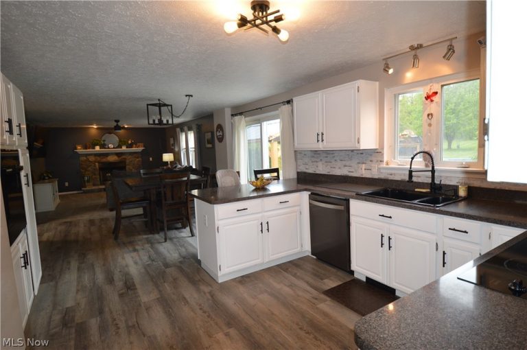 12555 Akron Canfield Road, North Jackson, OH - Photo 6