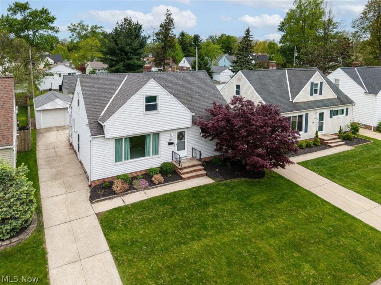 1234 Miner Road, Mayfield Heights, OH - Photo 6