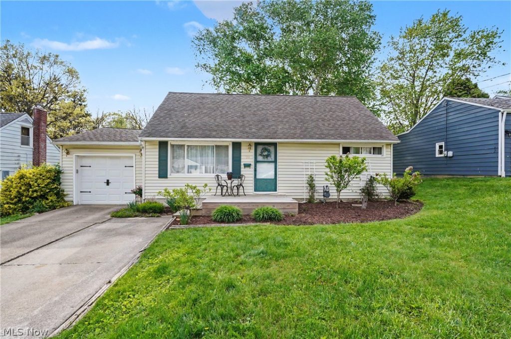 123 Hickin Street, Rittman, OH