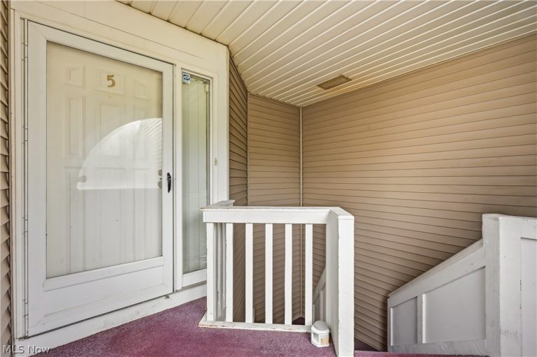 1006 Powers Avenue, Youngstown, OH - Photo 4