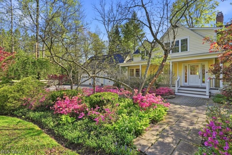 50 Park Lane, Chagrin Falls, OH - Photo 2