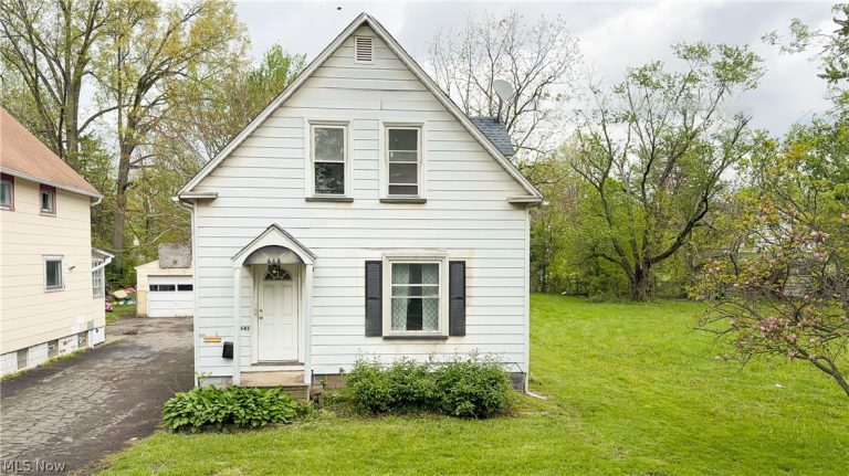 642 Parkman Road, Warren, OH, 44485