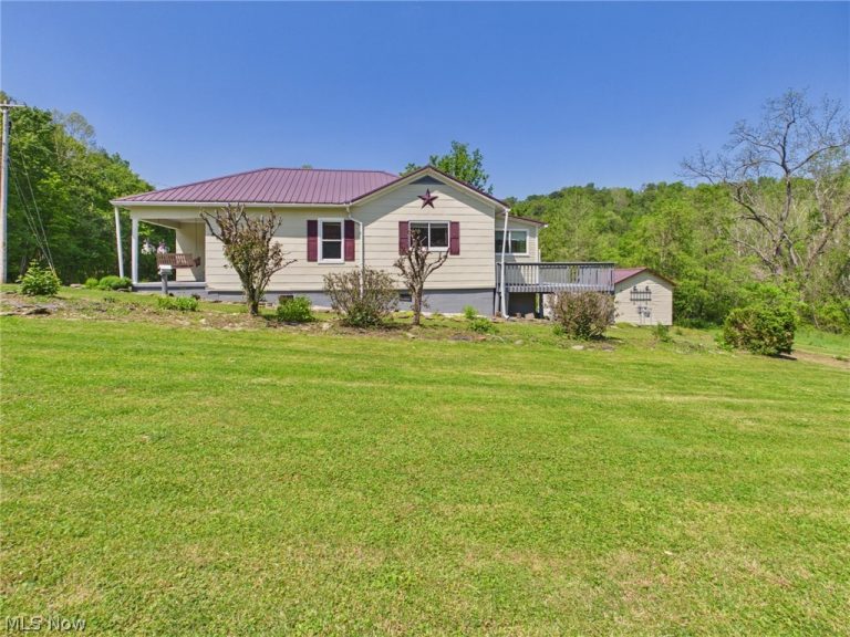 44 Glendale Road, Cairo, WV - Photo 8
