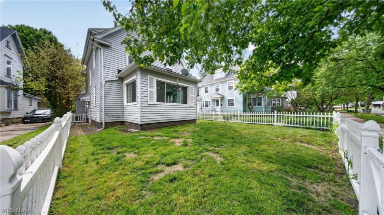 135 Byers Avenue, Akron, OH - Photo 4