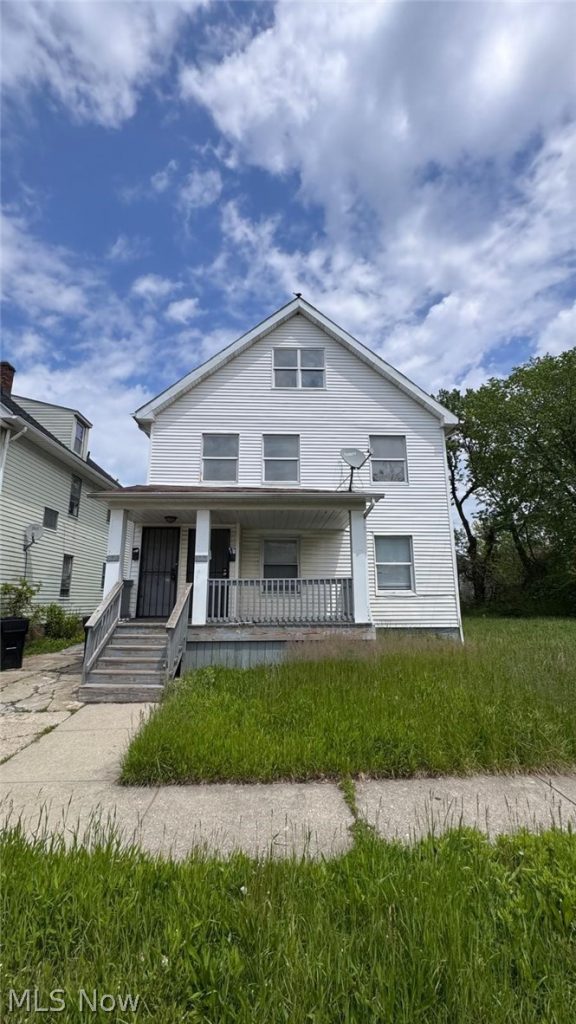 877 Rudyard Road, Cleveland, OH
