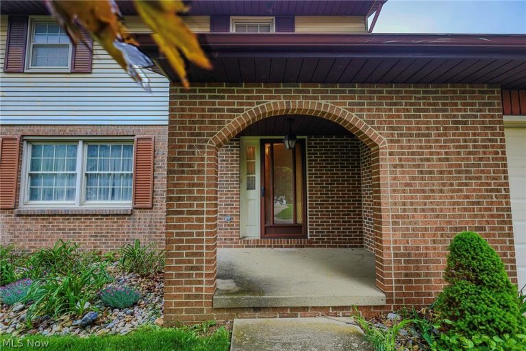 1821 Hiram Street, Louisville, OH - Photo 2