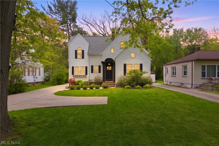 6294 Chestnut Road, Independence, OH, 44131