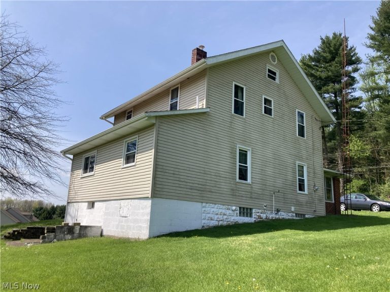 1238 Schneiders Crossing Road, Dover, OH - Photo 8