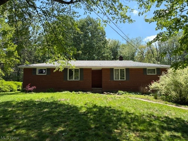 12900 Sunset Circle, Uniontown, OH - Photo 2