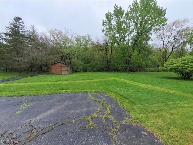 3591 Dayton Avenue, Kent, OH - Photo 5
