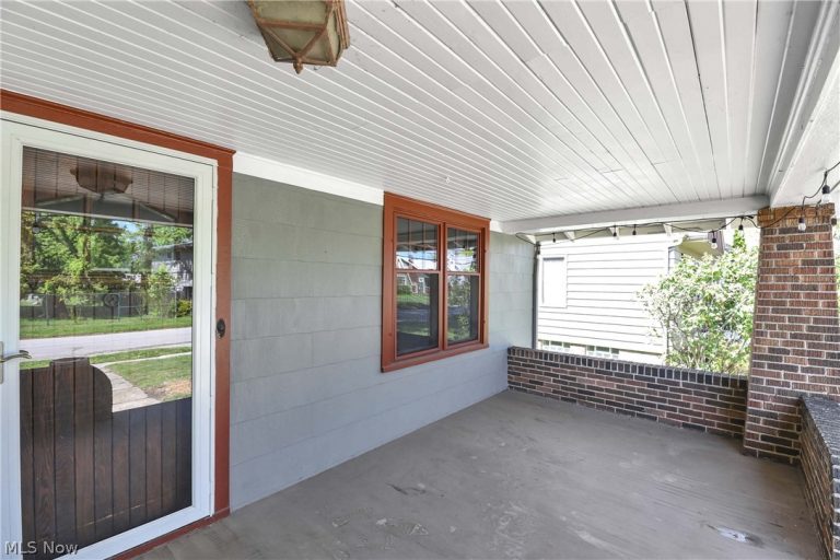 16713 Bradgate Avenue, Cleveland, OH - Photo 5
