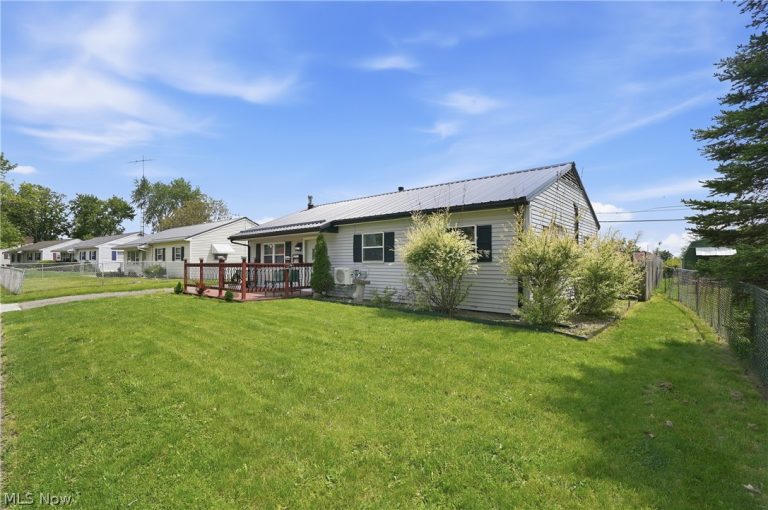 2708 19th Street, Canton, OH - Photo 2