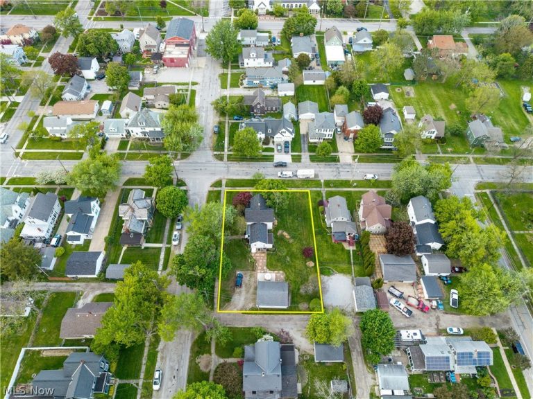 5459 South Street, Vermilion, OH - Photo 6