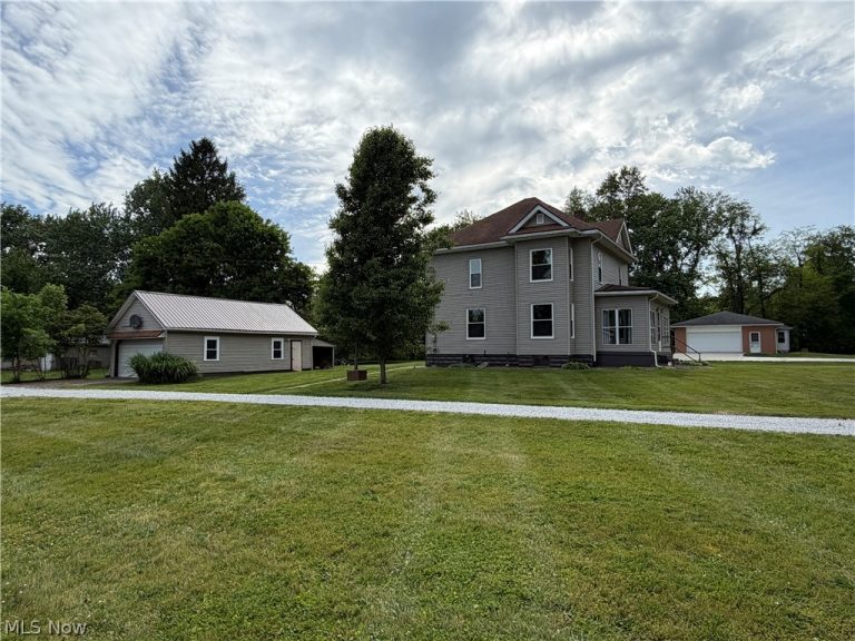 24611 Cr.24, Coshocton, OH - Photo 2
