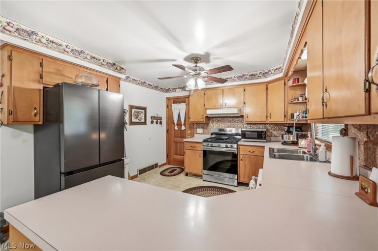 620 Thomas Road, Lisbon, OH - Photo 3