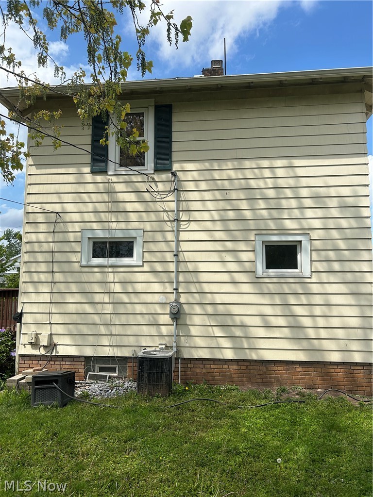 5911 Velma Avenue, Parma, OH - Photo 3
