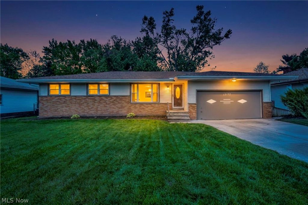 13177 Whitney Road, Strongsville, OH