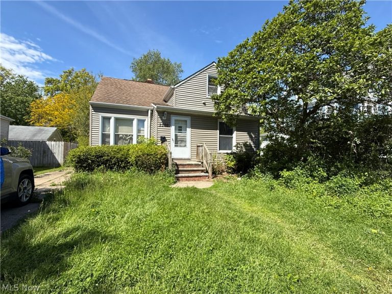 3370 128th Street, Cleveland, OH - Photo 2