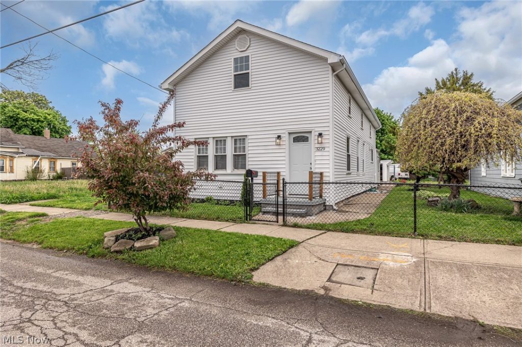 3229 52nd Street, Cleveland, OH