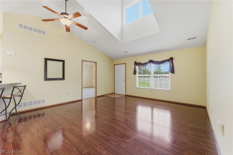 1210 Pebble Chase Circle, Massillon, OH - Photo 5