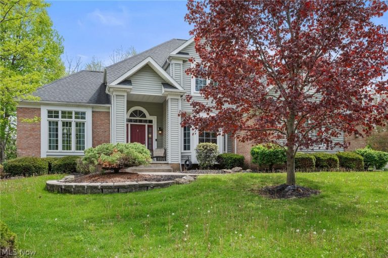 4715 Hilary Circle, Stow, OH - Photo 2
