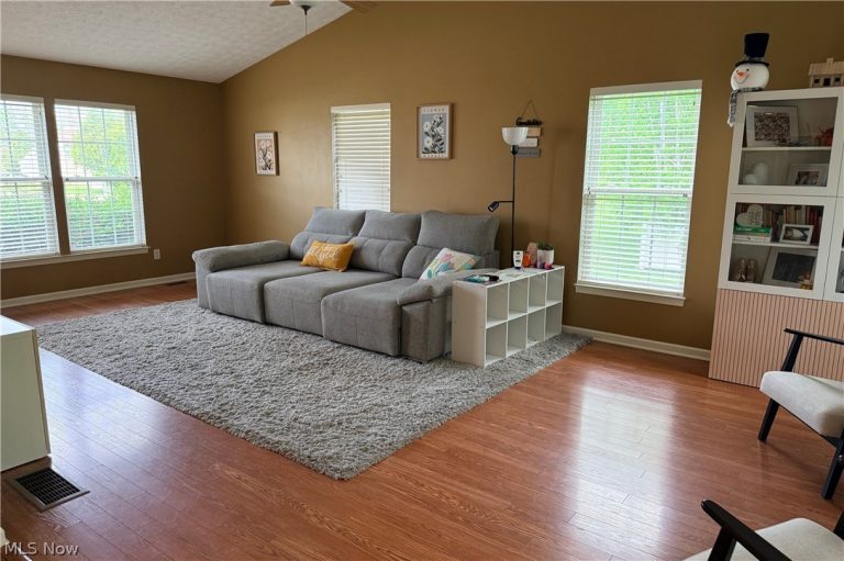 167 Creekledge Lane, Copley, OH - Photo 4