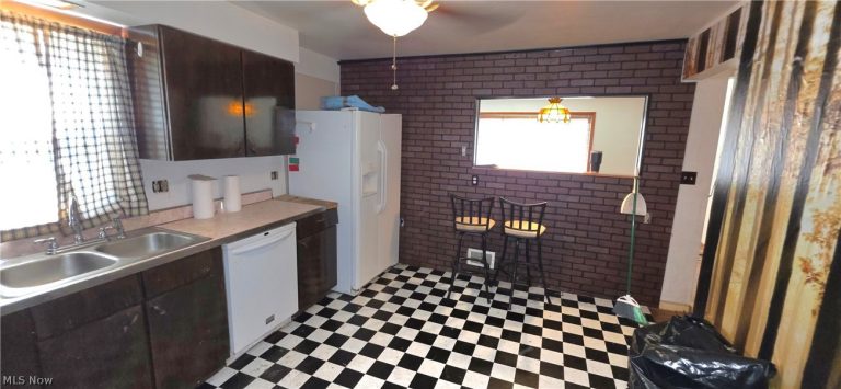 146 21st Street, Weirton, WV - Photo 5