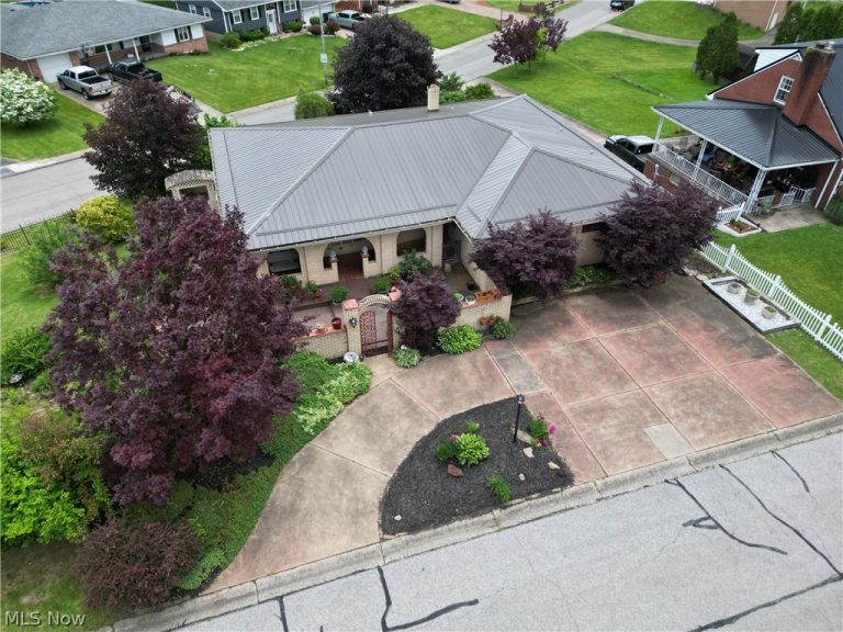 408 Garfield Avenue, Steubenville, OH - Photo 3