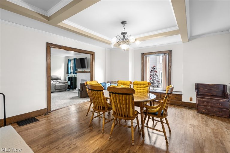 915 Clark Street, Cambridge, OH - Photo 4