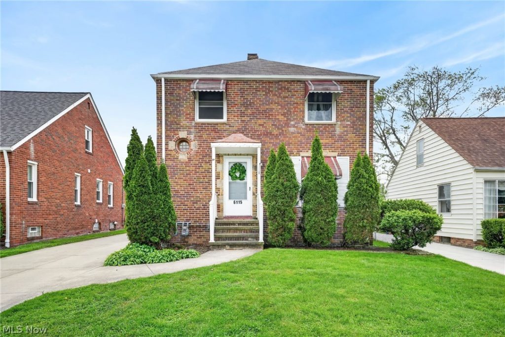6115 Brownfield Drive, Parma, OH