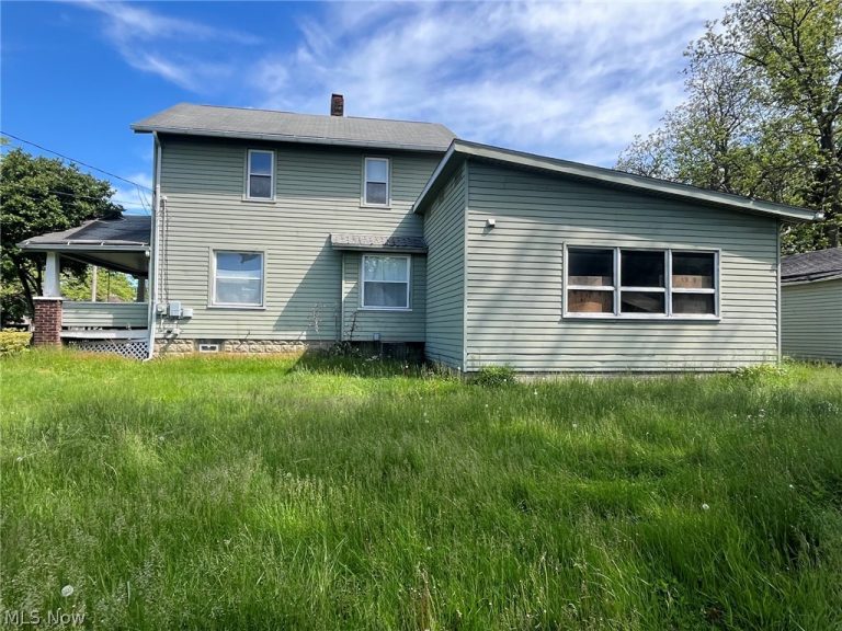 304 Lowell Avenue, Warren, OH - Photo 4