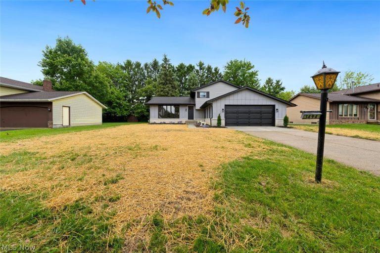 3494 Monterey Circle, Brunswick, OH - Photo 3