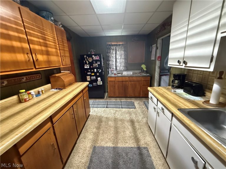 61148 Oakwood Road, Byesville, OH - Photo 4