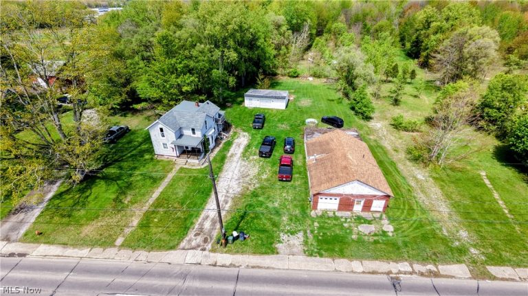 406 Main Road, Conneaut, OH - Photo 3