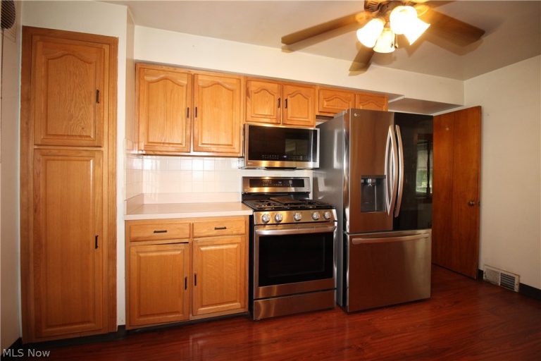 346 Walworth Avenue, Euclid, OH - Photo 5