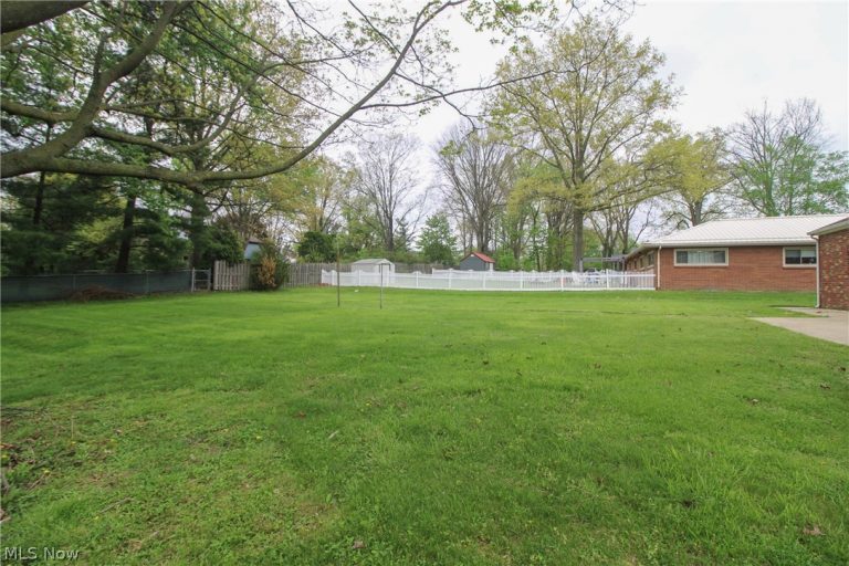 7854 Lee Run Road, Poland, OH - Photo 5
