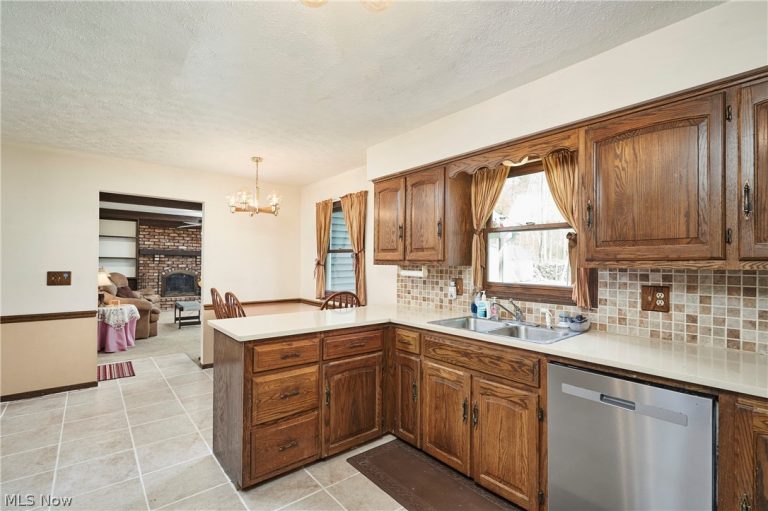 3097 Baughman Road, Clinton, OH - Photo 5