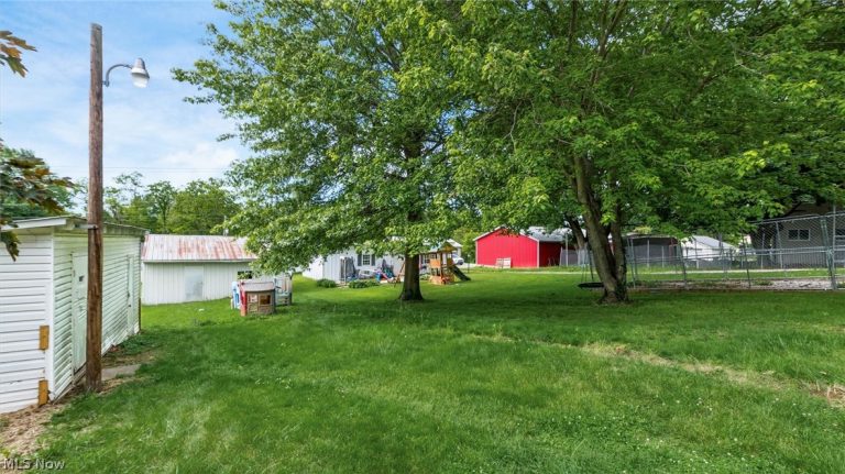 212 Main Street, Somerset, OH - Photo 8