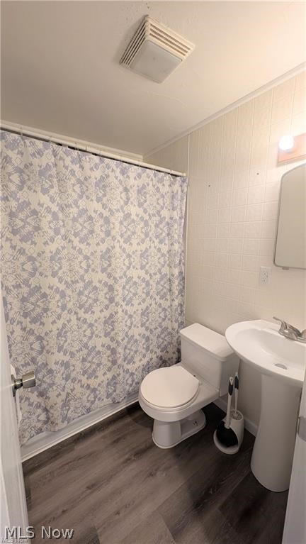 495 Texas Avenue, Sebring, OH - Photo 4
