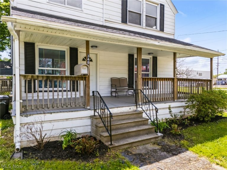 340 Lowell Street, Elyria, OH - Photo 4