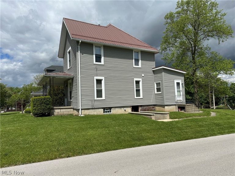 537 Dale Avenue, Willard, OH - Photo 3