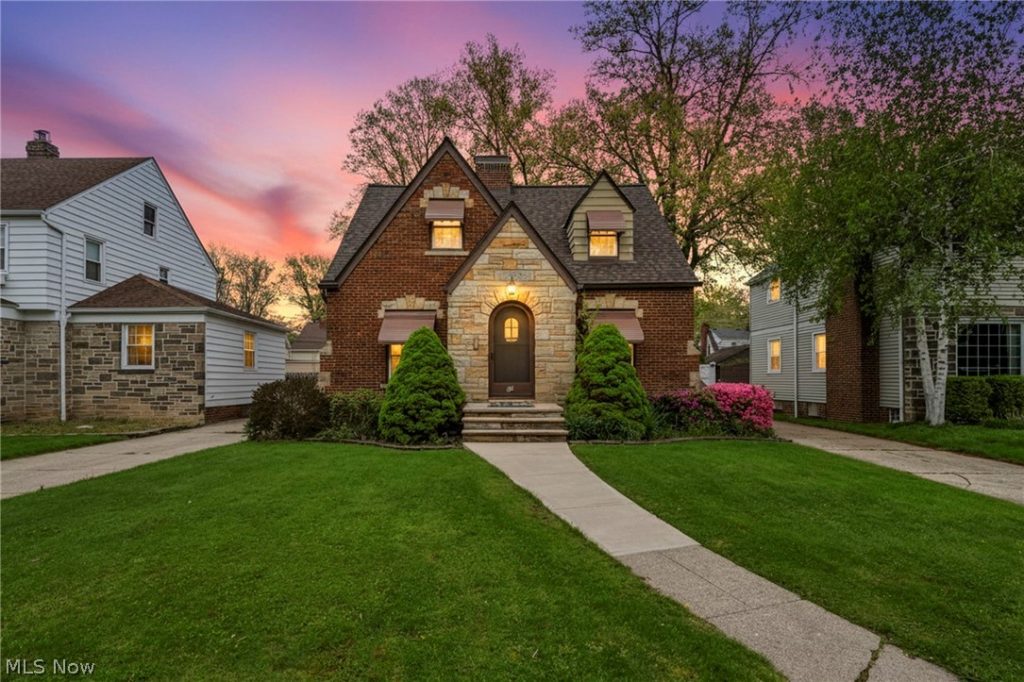 91 212th Street, Euclid, OH