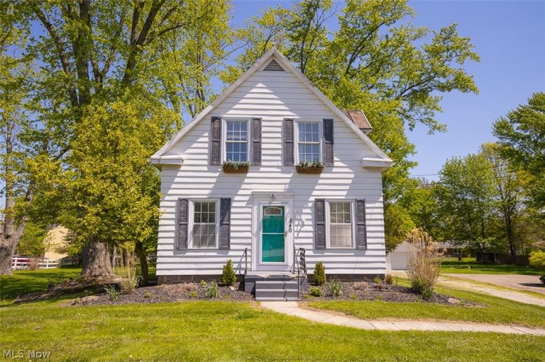 840 Wadsworth Road, Medina, OH, 44256