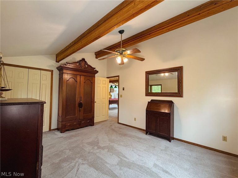 17126 Catsden Road, Chagrin Falls, OH - Photo 5