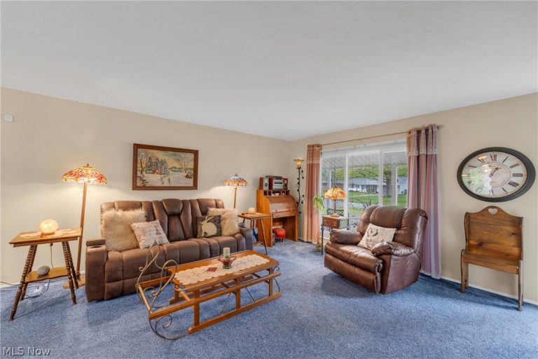 6419 Cambridge Park Drive, Mentor, OH - Photo 4