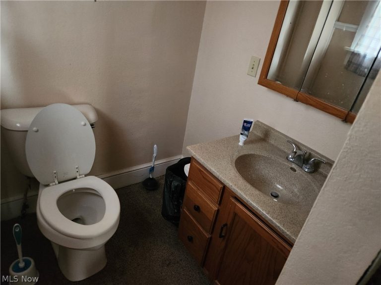 369/371 5th, Coshocton, OH - Photo 4