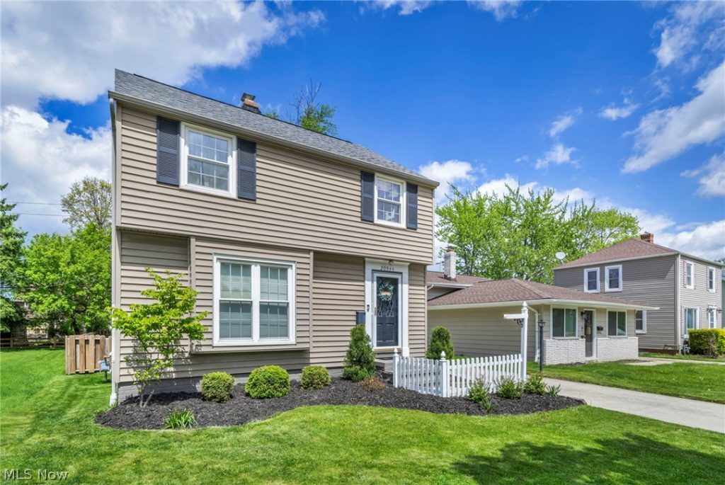 20944 Woodstock Avenue, Fairview Park, OH