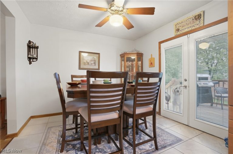 3955 Dunbar Street, Austintown, OH - Photo 8