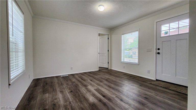 9151 Mentor Avenue #A09, Mentor, OH - Photo 5