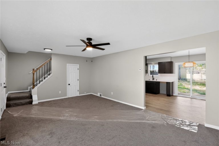 7838 Linden, Mentor on the Lake, OH - Photo 5